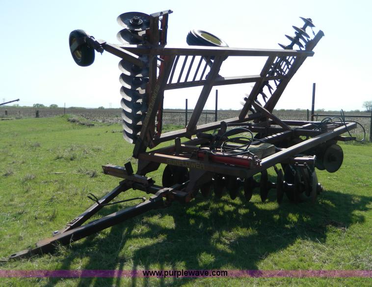 image for item T9793 Sunflower 14' offset disk