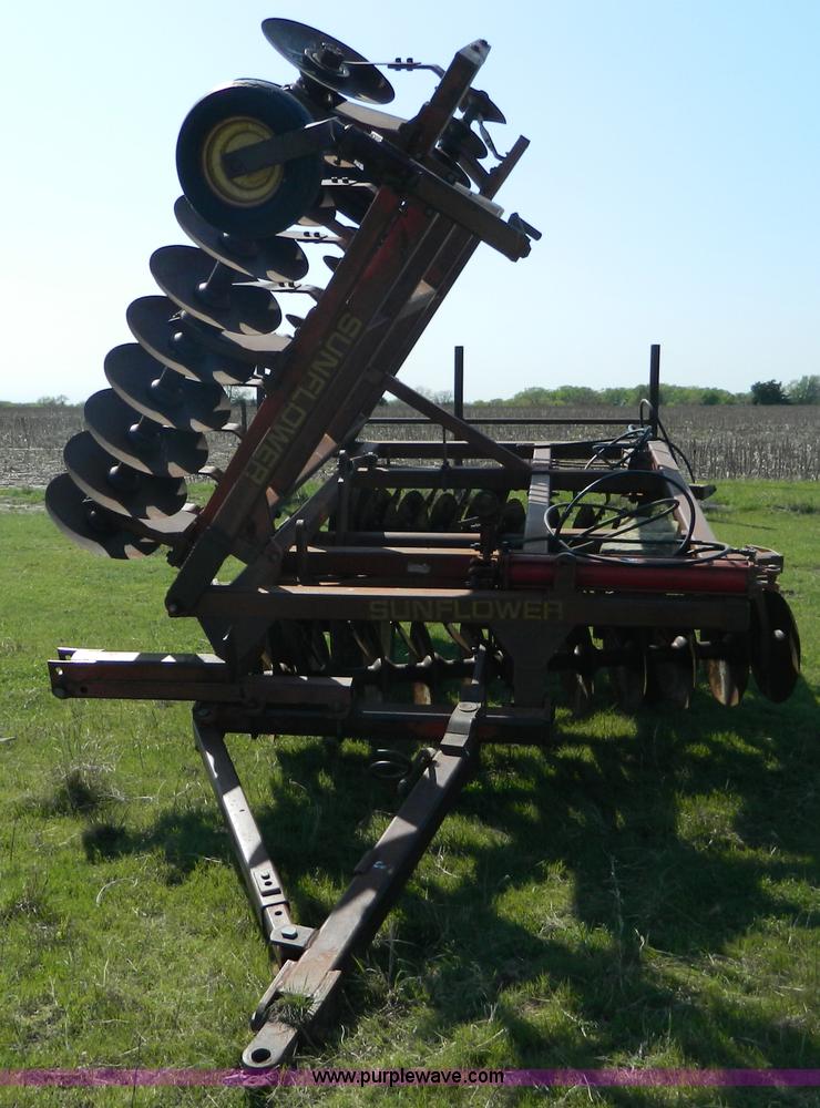 image for item T9793 Sunflower 14' offset disk
