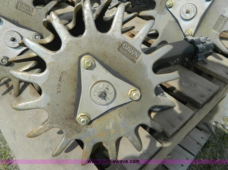 image for item T9814 (16) Dawn shark tooth trash wipers