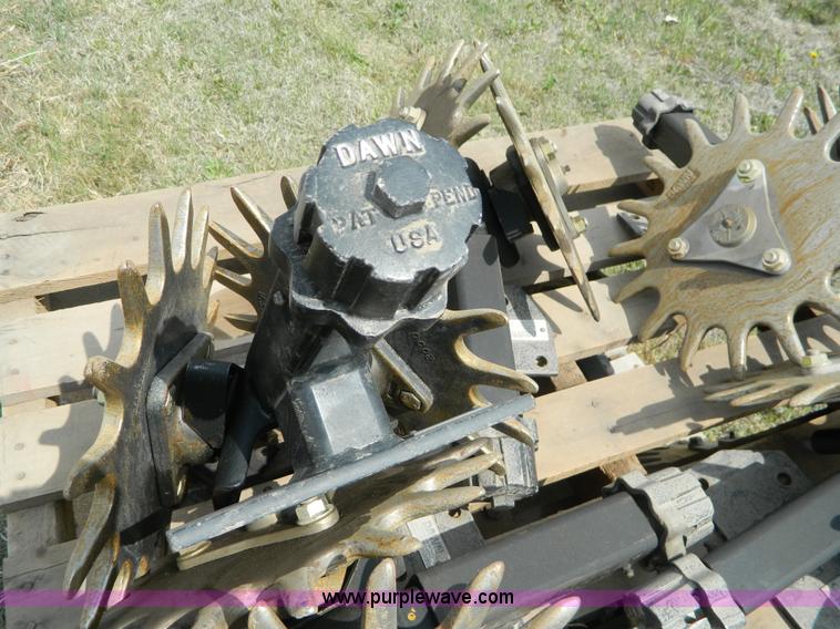 image for item T9814 (16) Dawn shark tooth trash wipers