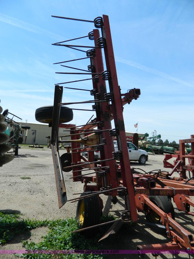 image for item T9839 Sunflower 4-5 sweep plow