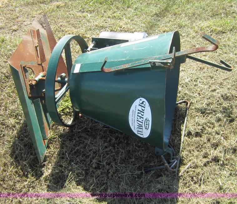 image for item V9043 Sukup spreadway