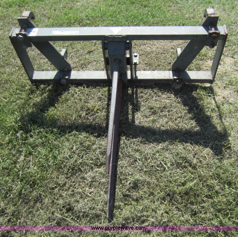 image for item V9046 ALO 820 bale fork