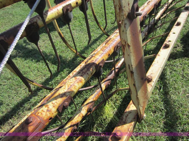 image for item V9050 John Deere 10' side delivery rake