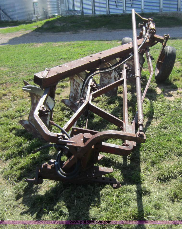image for item V9052 International 540 four bottom plow