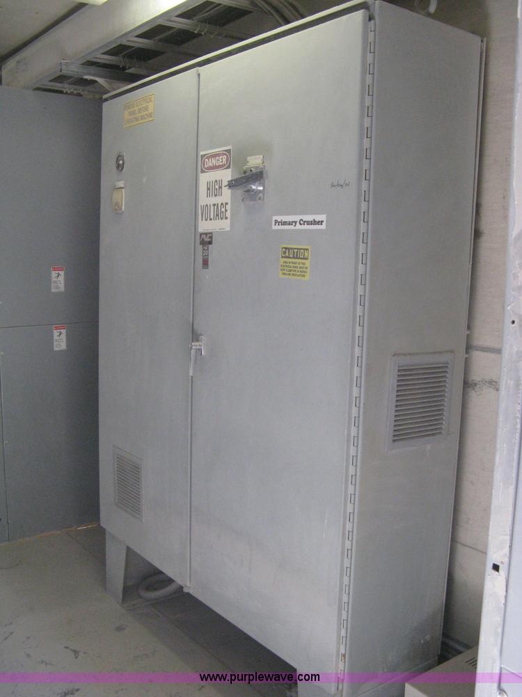 image for item A6192 2008 Kpi/jci 3850 New Holland impact crusher