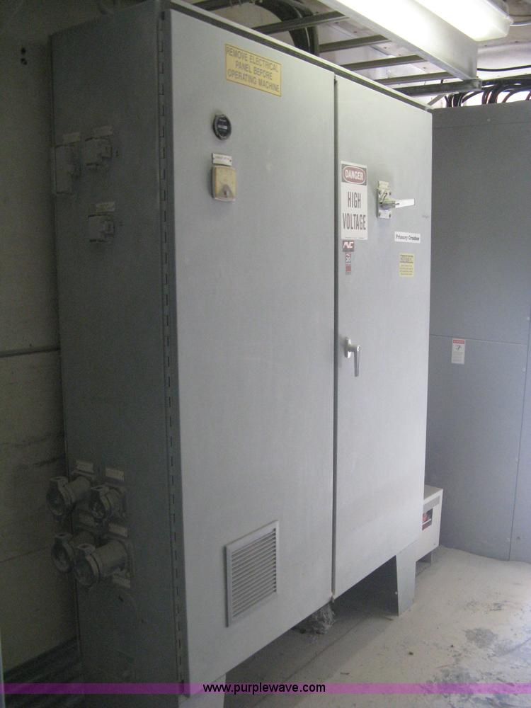 image for item A6192 2008 Kpi/jci 3850 New Holland impact crusher