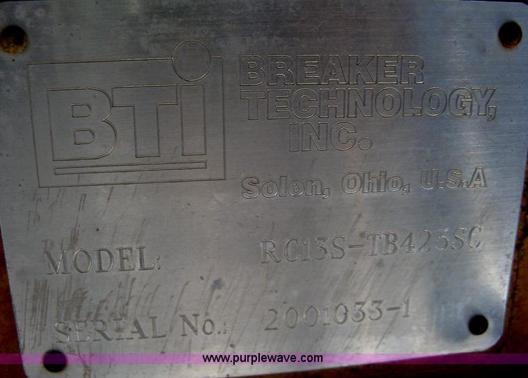 image for item A6195 2001 BTI crusher mounted breaker