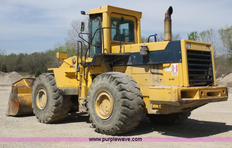 image for item A6785 1988 Komatsu WA500-1L wheel loader