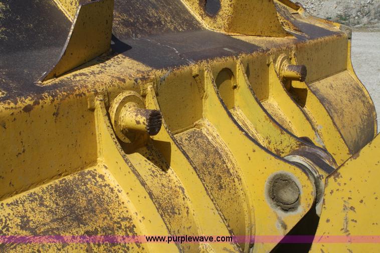 image for item A6785 1988 Komatsu WA500-1L wheel loader