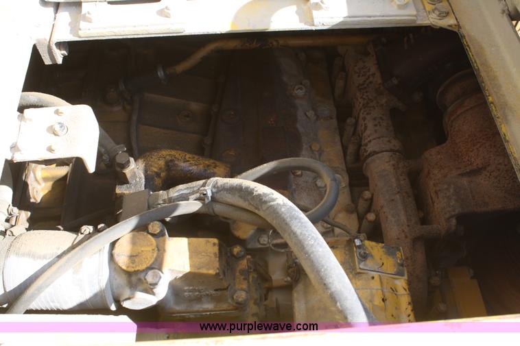 image for item A6785 1988 Komatsu WA500-1L wheel loader