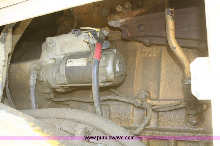 image for item A6785 1988 Komatsu WA500-1L wheel loader