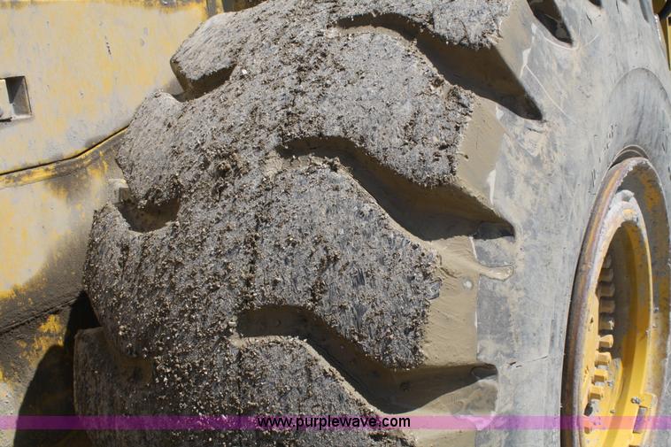 image for item A6785 1988 Komatsu WA500-1L wheel loader