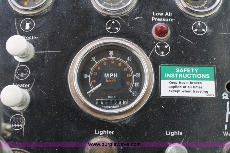 image for item A6792 1981 Fmc Link-belt HTC-50W truck crane