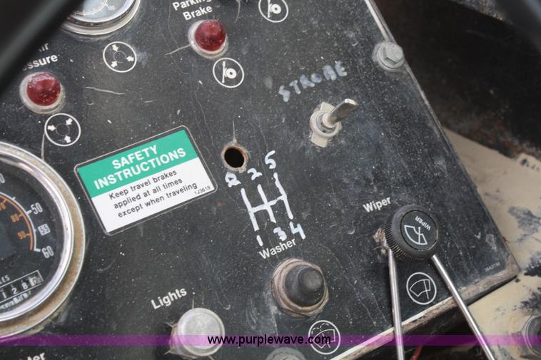 image for item A6792 1981 Fmc Link-belt HTC-50W truck crane