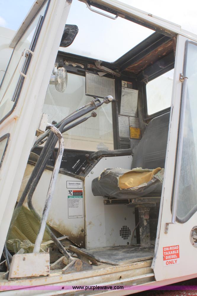 image for item A6792 1981 Fmc Link-belt HTC-50W truck crane