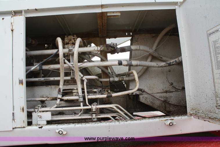 image for item A6792 1981 Fmc Link-belt HTC-50W truck crane