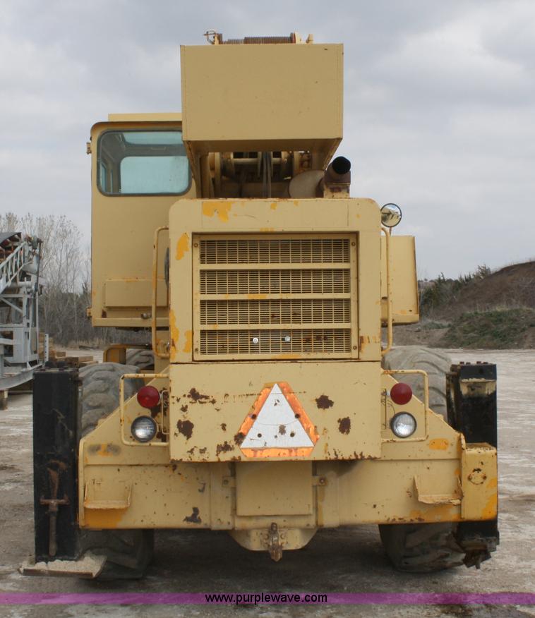 image for item A6793 1977 Grove RT-60S rough terrain crane