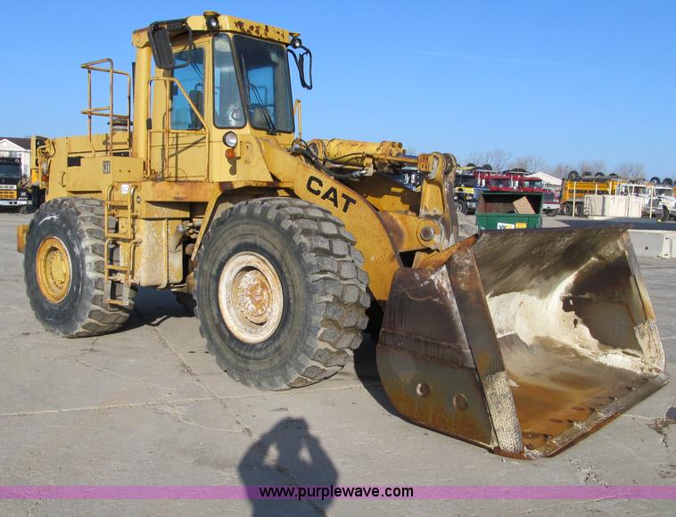 image for item A8206 1988 Caterpillar 966E wheel loader