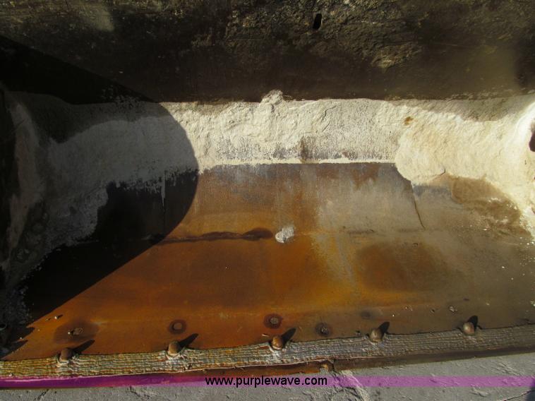 image for item A8206 1988 Caterpillar 966E wheel loader