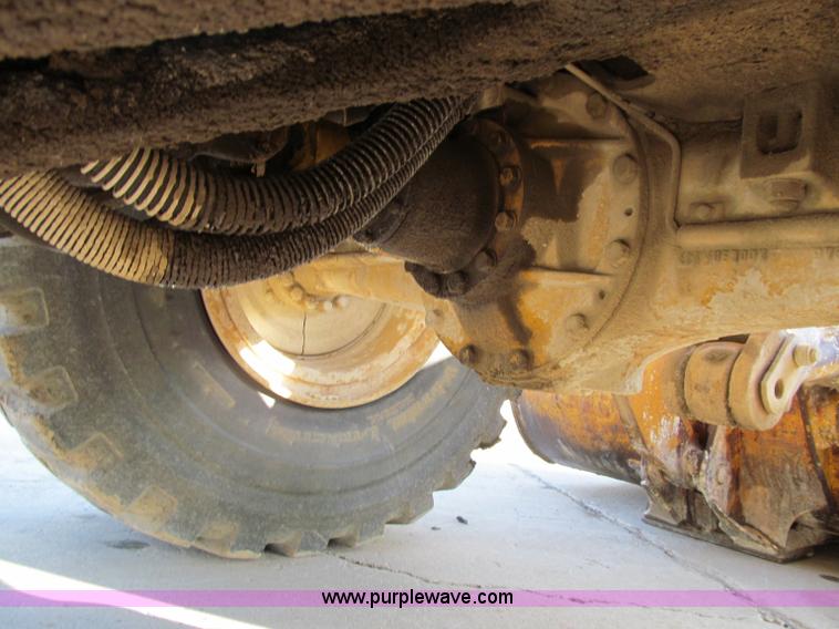 image for item A8206 1988 Caterpillar 966E wheel loader