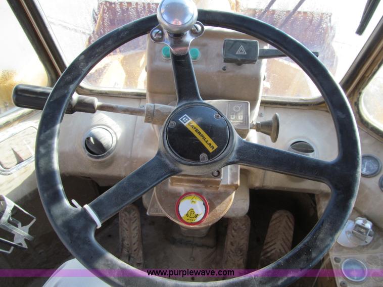 image for item A8206 1988 Caterpillar 966E wheel loader