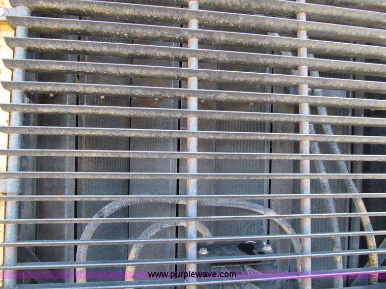 image for item A8206 1988 Caterpillar 966E wheel loader