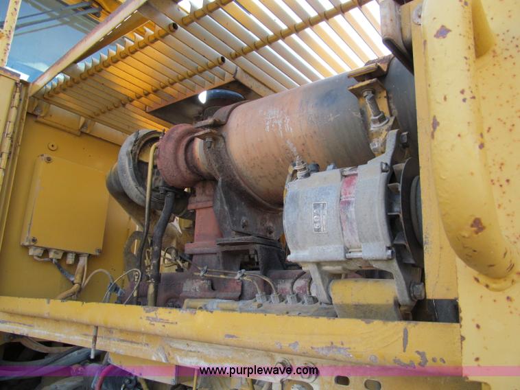 image for item A8206 1988 Caterpillar 966E wheel loader