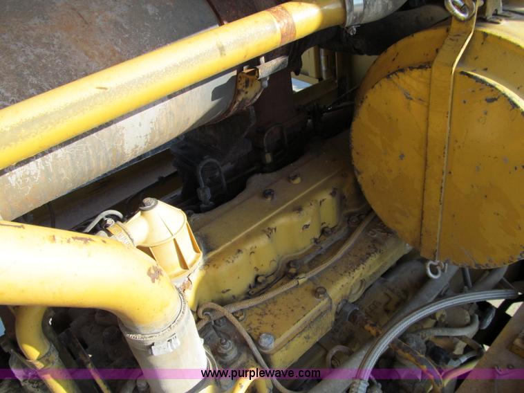 image for item A8206 1988 Caterpillar 966E wheel loader