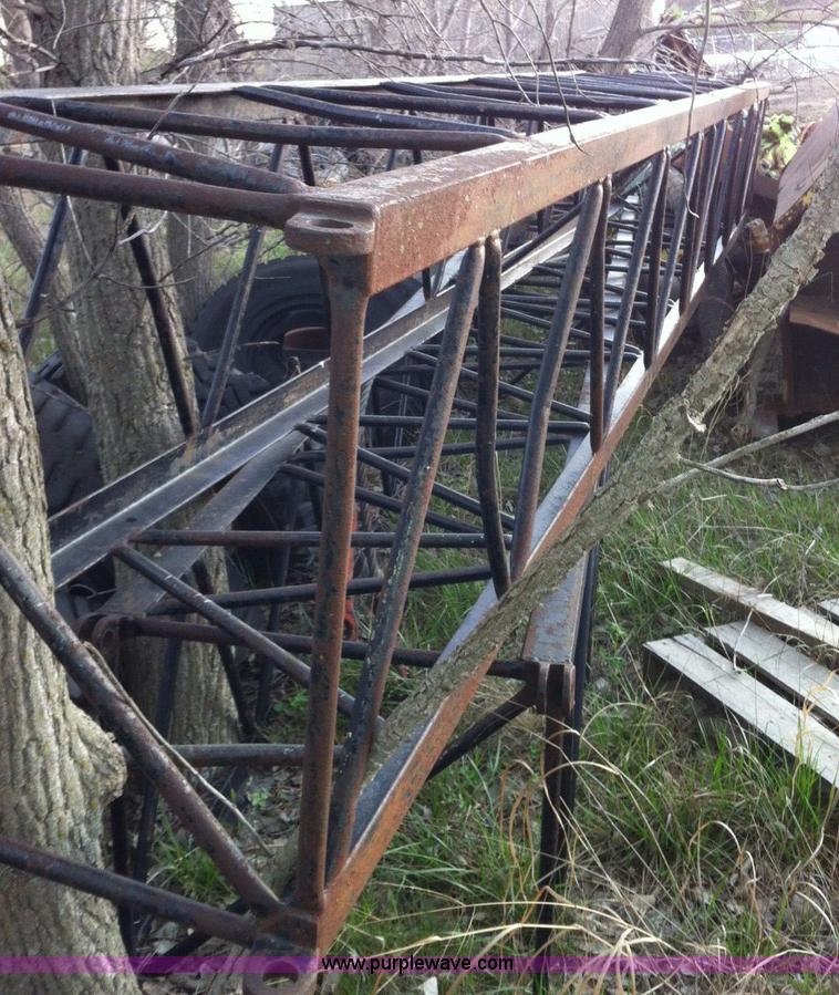 image for item B1116 (2) 20'L lattice boom sections