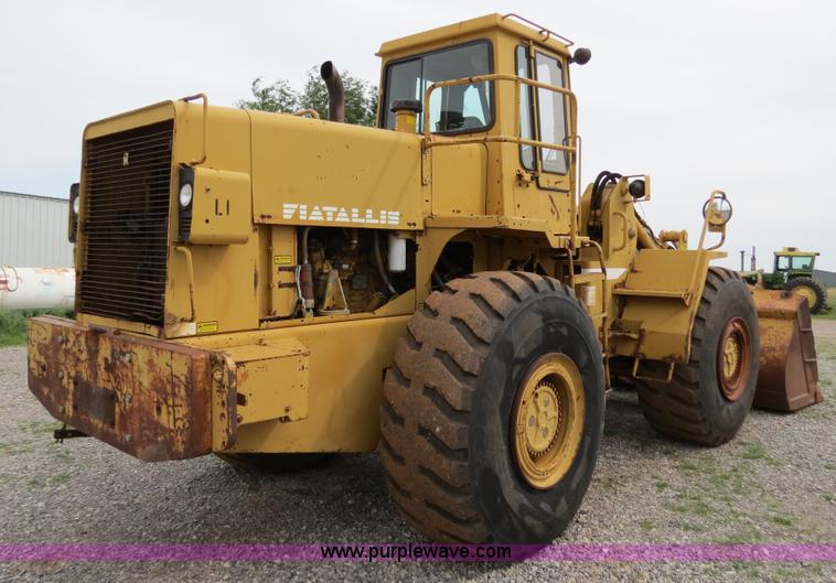 image for item B2315 1985 Fiat-Allis FR20 Wheel Loader