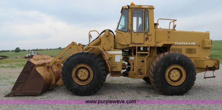 image for item B2315 1985 Fiat-Allis FR20 Wheel Loader