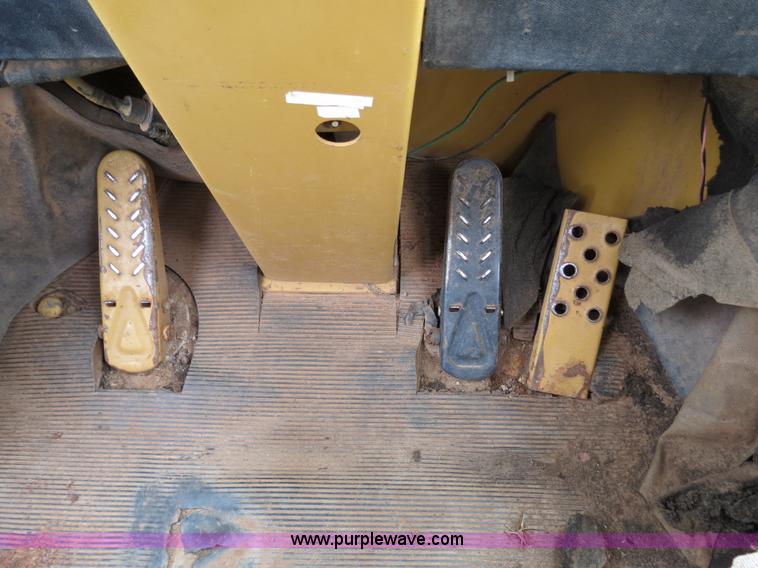 image for item B2315 1985 Fiat-Allis FR20 Wheel Loader