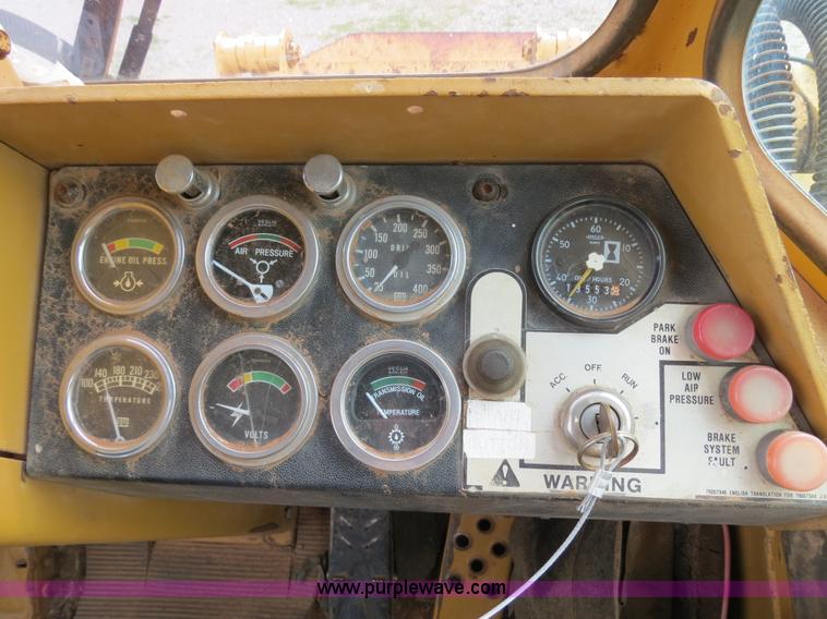 image for item B2315 1985 Fiat-Allis FR20 Wheel Loader