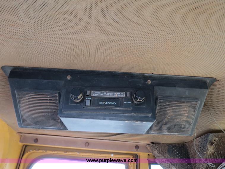 image for item B2315 1985 Fiat-Allis FR20 Wheel Loader