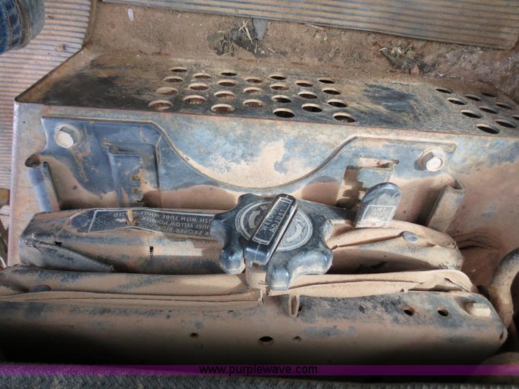 image for item B2315 1985 Fiat-Allis FR20 Wheel Loader