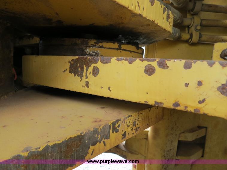 image for item B2315 1985 Fiat-Allis FR20 Wheel Loader