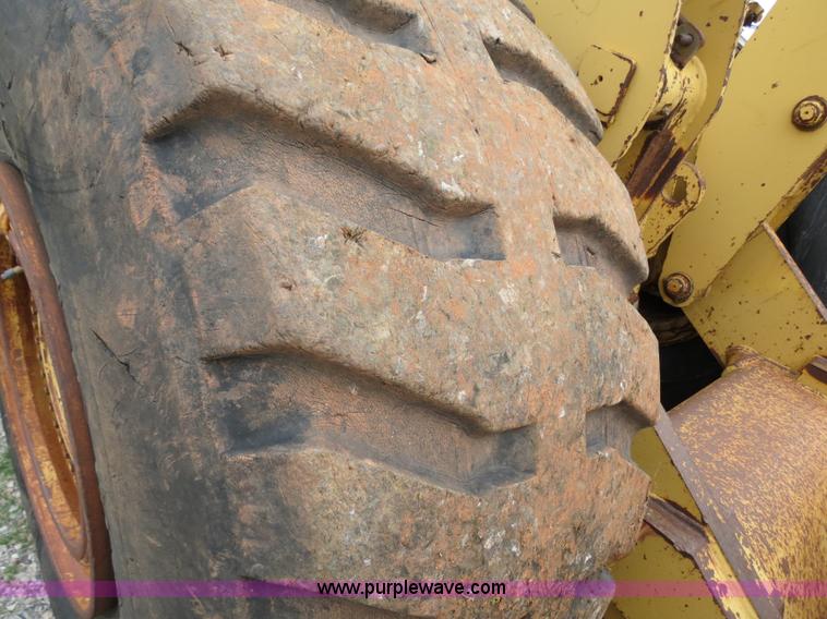 image for item B2315 1985 Fiat-Allis FR20 Wheel Loader