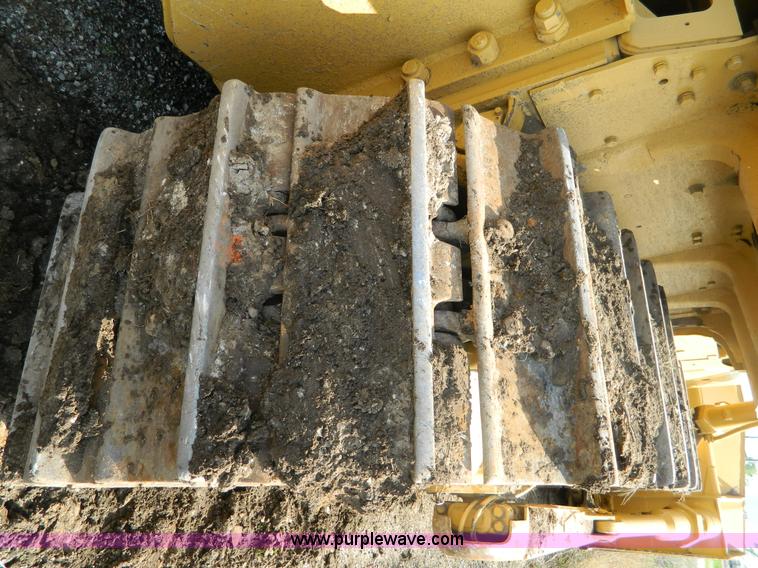 image for item B3621 Caterpillar D9 dozer