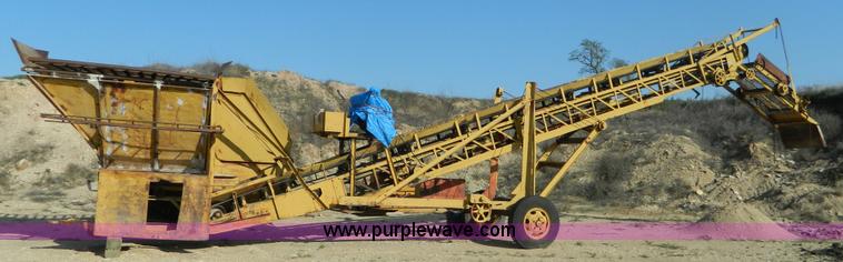 image for item B3626 Atlas 12524 portable screen