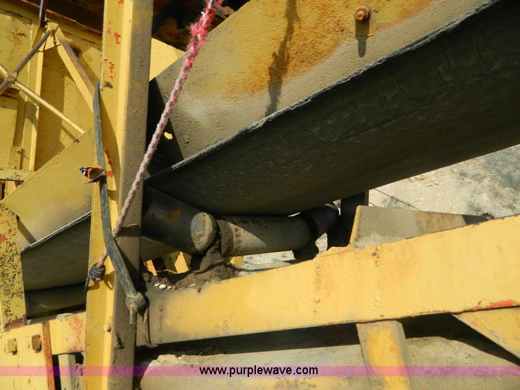 image for item B3626 Atlas 12524 portable screen