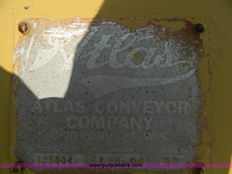 image for item B3626 Atlas 12524 portable screen