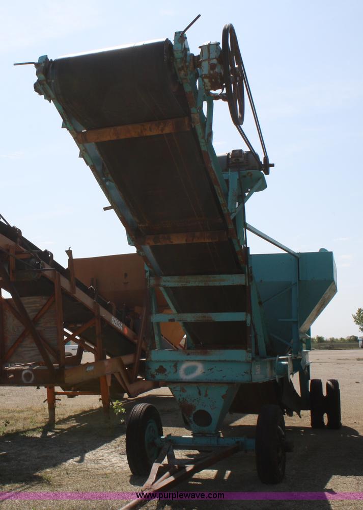 image for item B6539 Portable surge bin