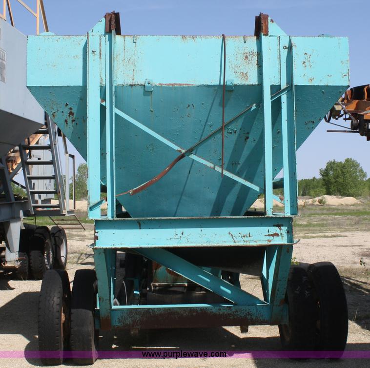 image for item B6539 Portable surge bin