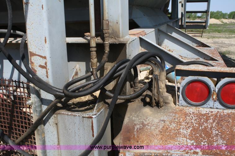 image for item B6540 Portable surge bin