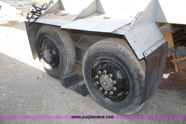 image for item B6542 Carters 60 ton portable surge cart