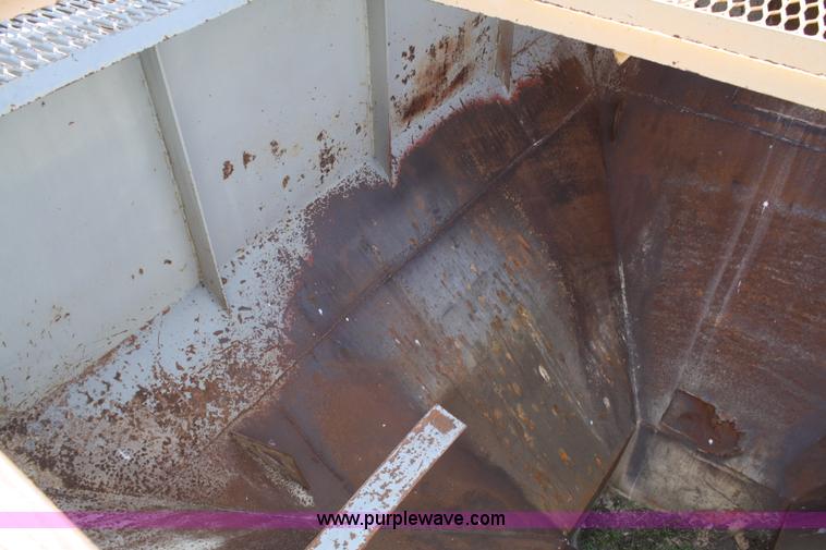 image for item B6542 Carters 60 ton portable surge cart