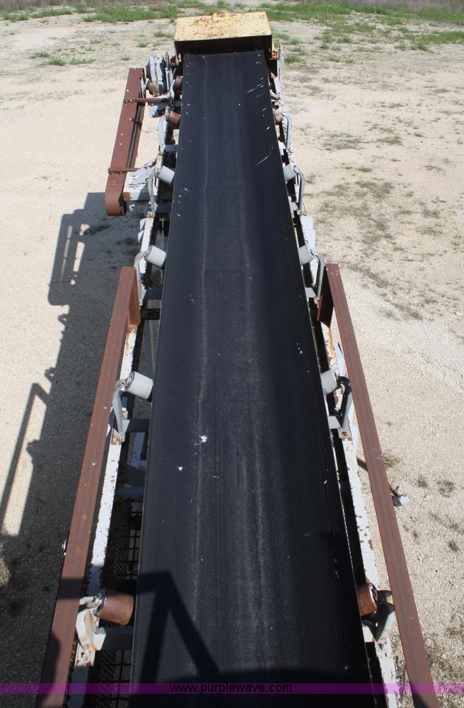 image for item B6543 Portable bin with front and piggyback conveyors