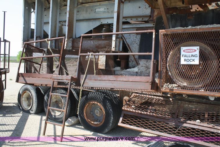 image for item B6548 Cedar Rapids portable impactor crusher