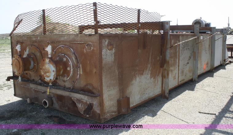 image for item B6556 Eagle log washer